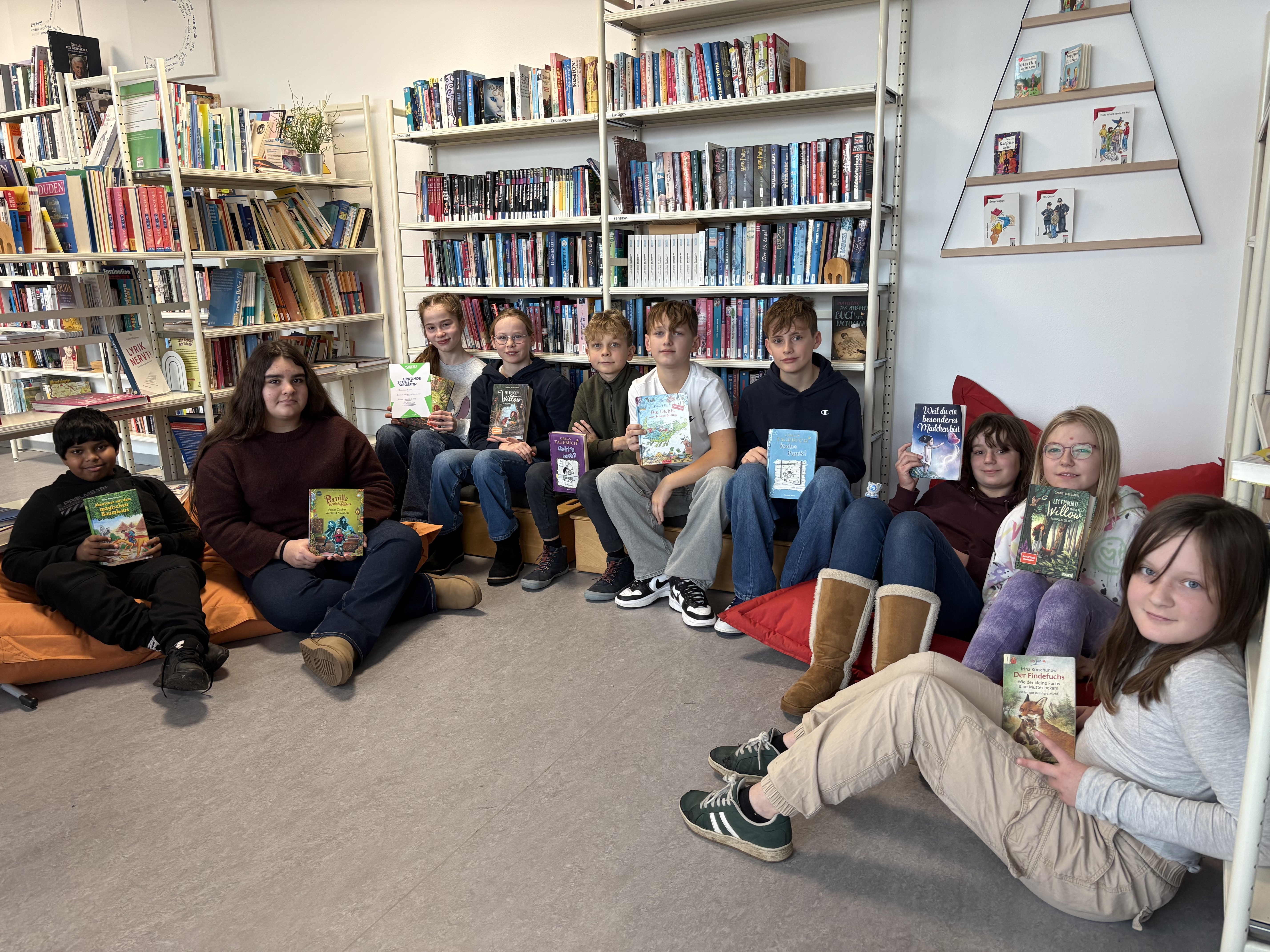 Vorlesewettbewerb 2025 – Unsere Schulsiegerin steht fest!